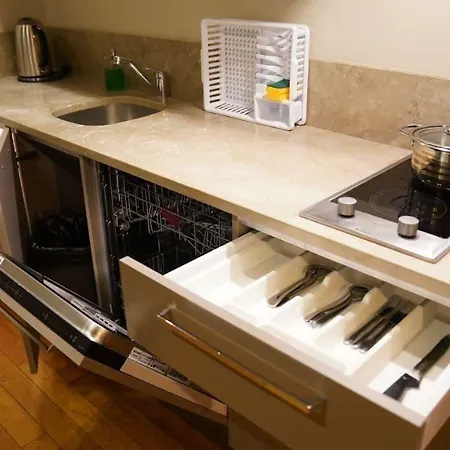 塔克西姆科特恩套房酒店