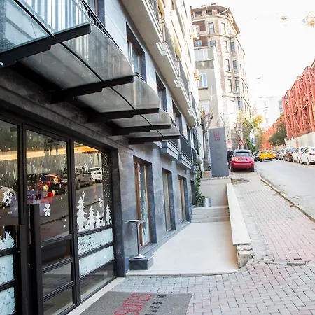 塔克西姆科特恩套房酒店