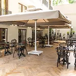 Keten Hotel *